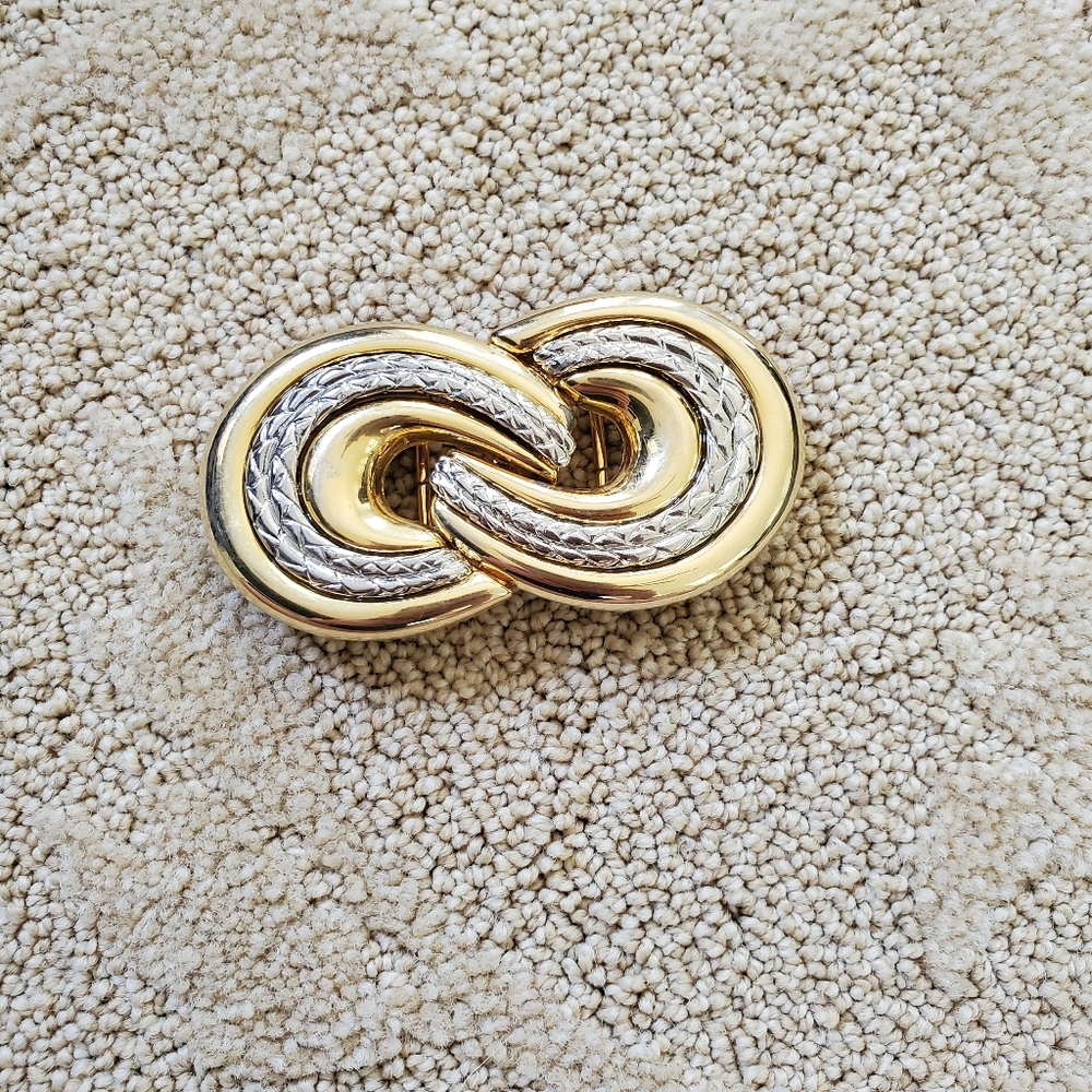 Vintage 1980s Douglas Paquette Gold Tone Ladies Belt Buckle knot 2 piece
